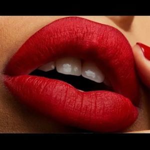 MAC Travel Exclusive Lip Kit- Feels so Grand